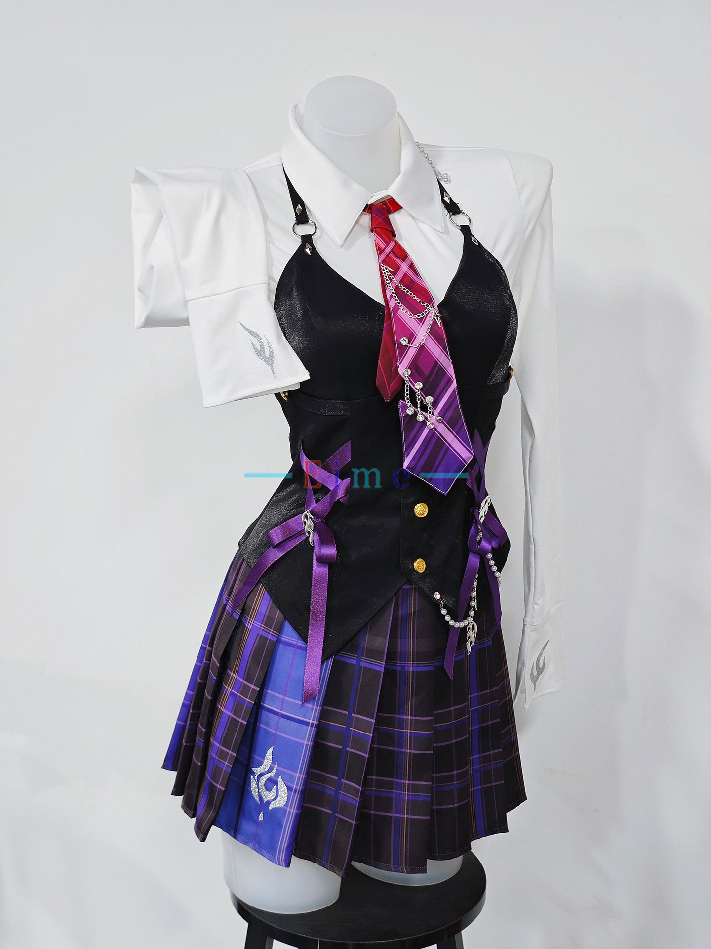 Game Naraka Bladepoint Tarka J - Anime Cosplay Show ulasan dan harga